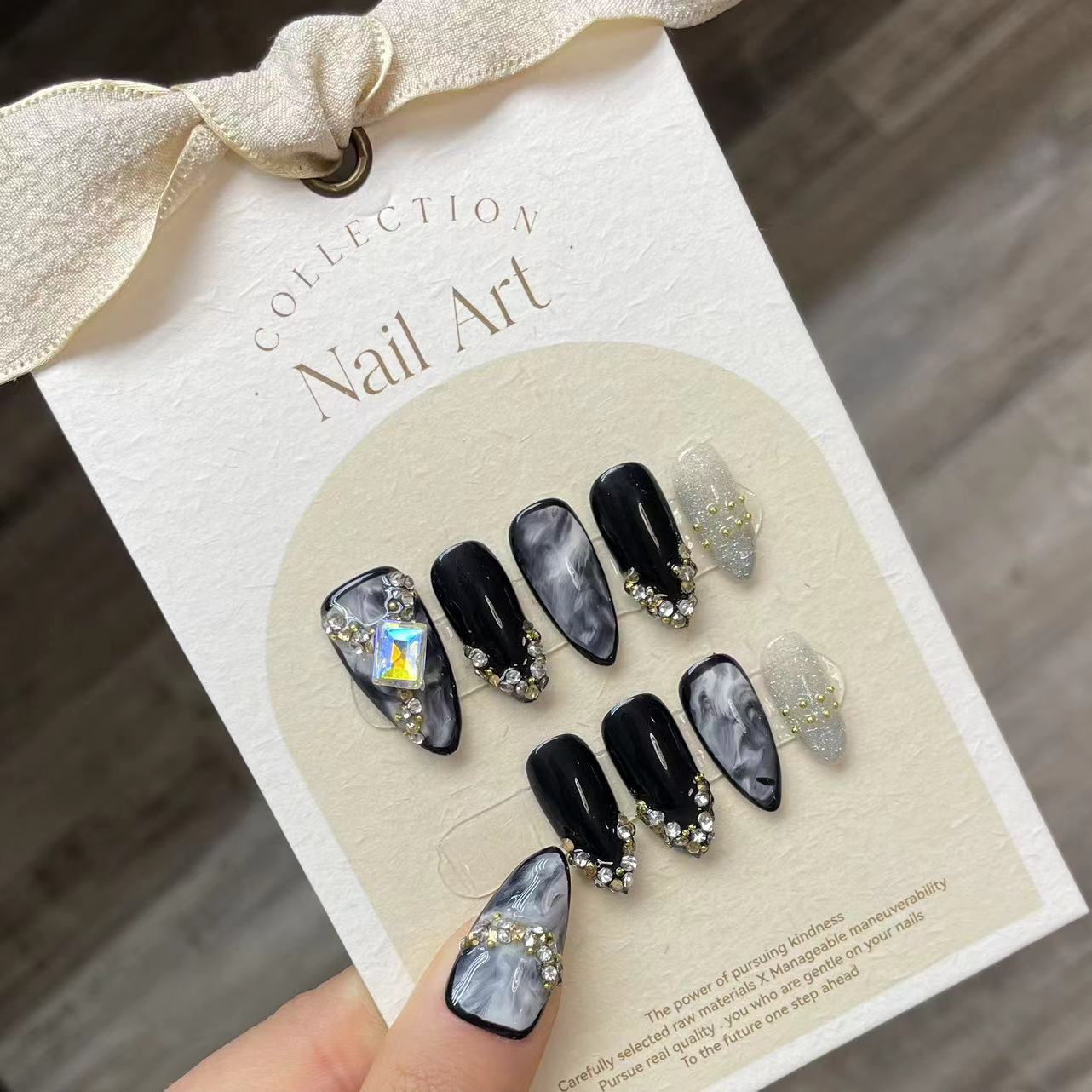 Handmade Press on Nails Black  - Resin Craft Material recensione e prezzo