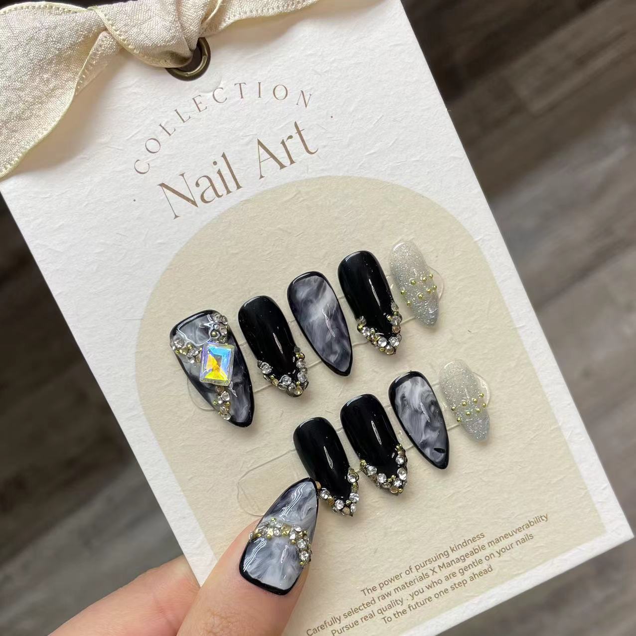 Handmade Press on Nails Black  - Resin Craft Material recensione e prezzo