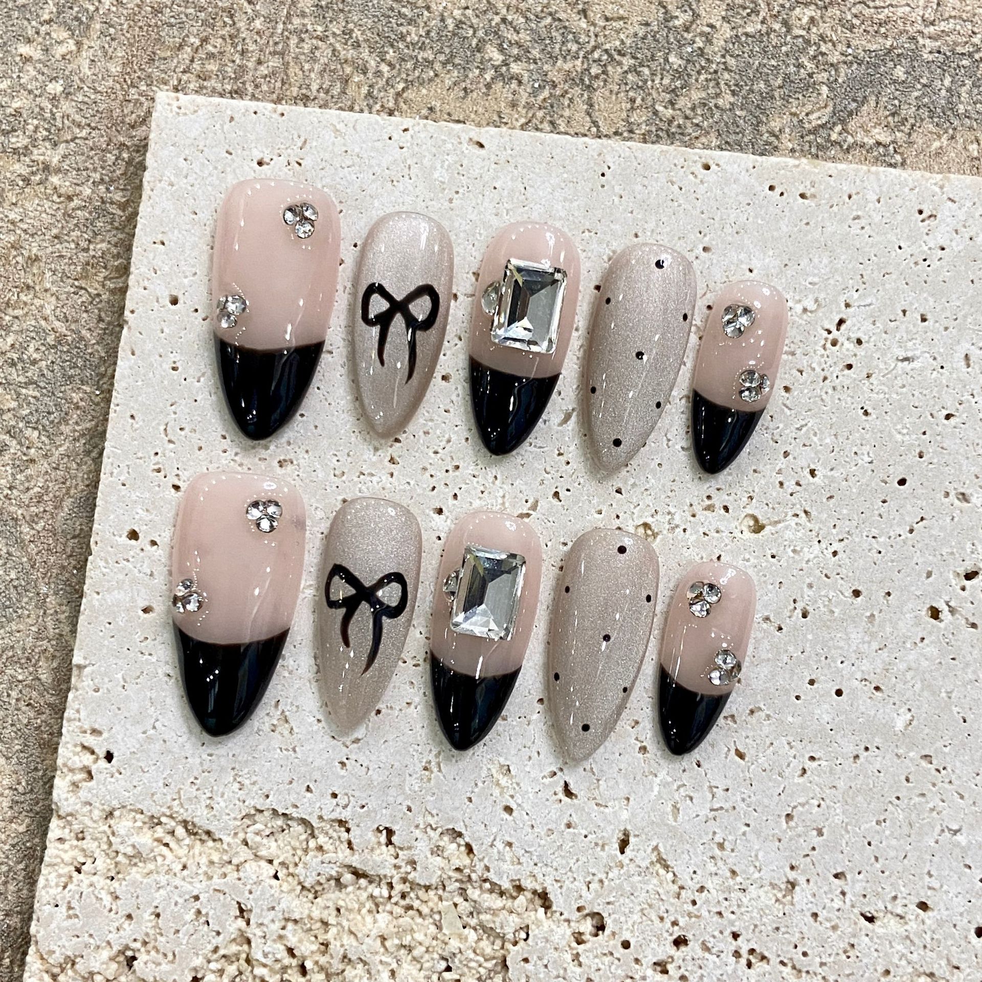 Handmade Press on Nails Black  - Resin Craft Material recensione e prezzo