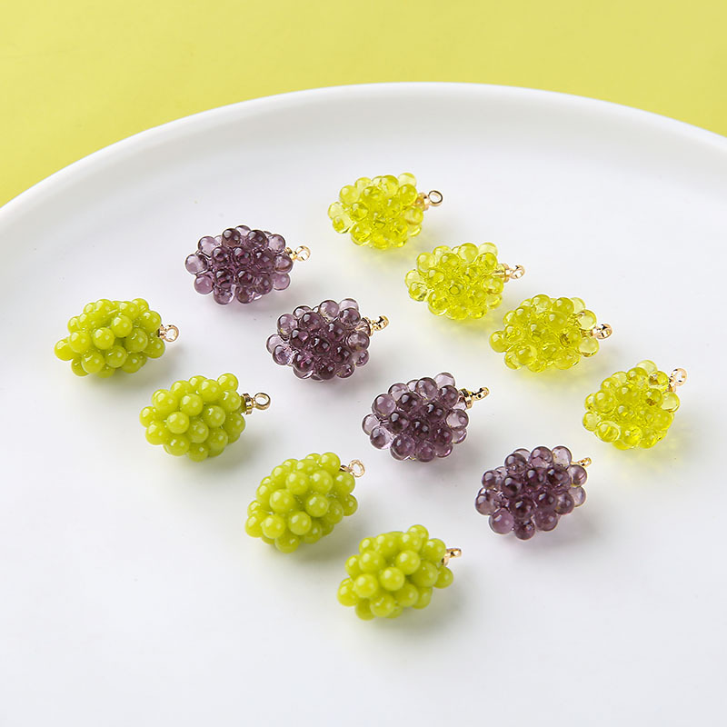 6pcs Cute Little Grapes Resin  - Resin Craft Projects recensione e prezzo