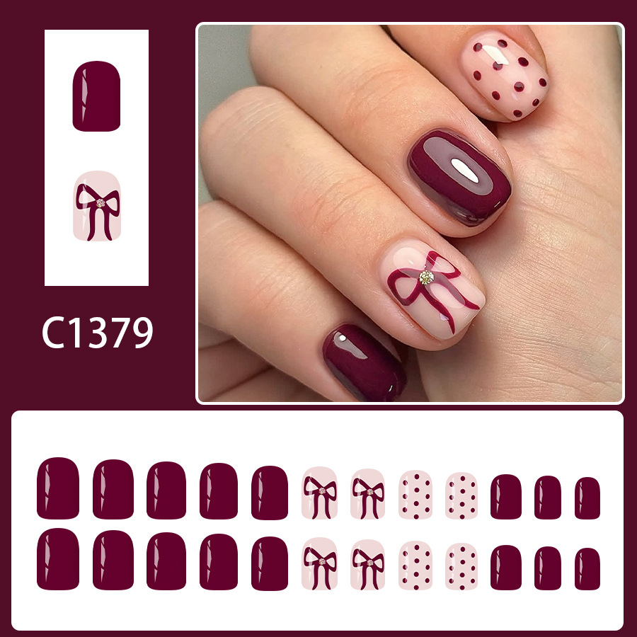 Short Square Press On Nails Gl - Resin Craft Material recensione e prezzo